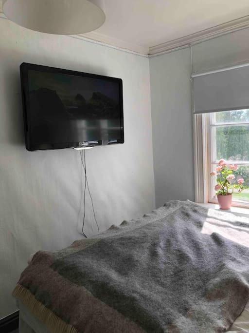 Egen Stuga Och Vedeldad Bastu Linghed Dış mekan fotoğraf